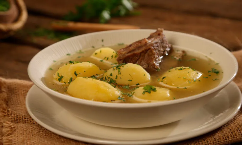 Recetas>desayuno caldo de papa 1024x616